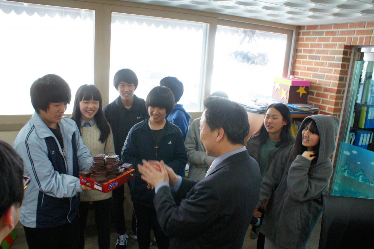 학생회가 준비한 목사님 생신파티~
